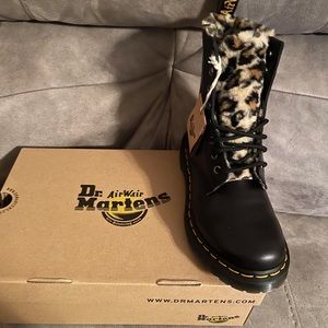 DOC MARTENS 1460 leopard print